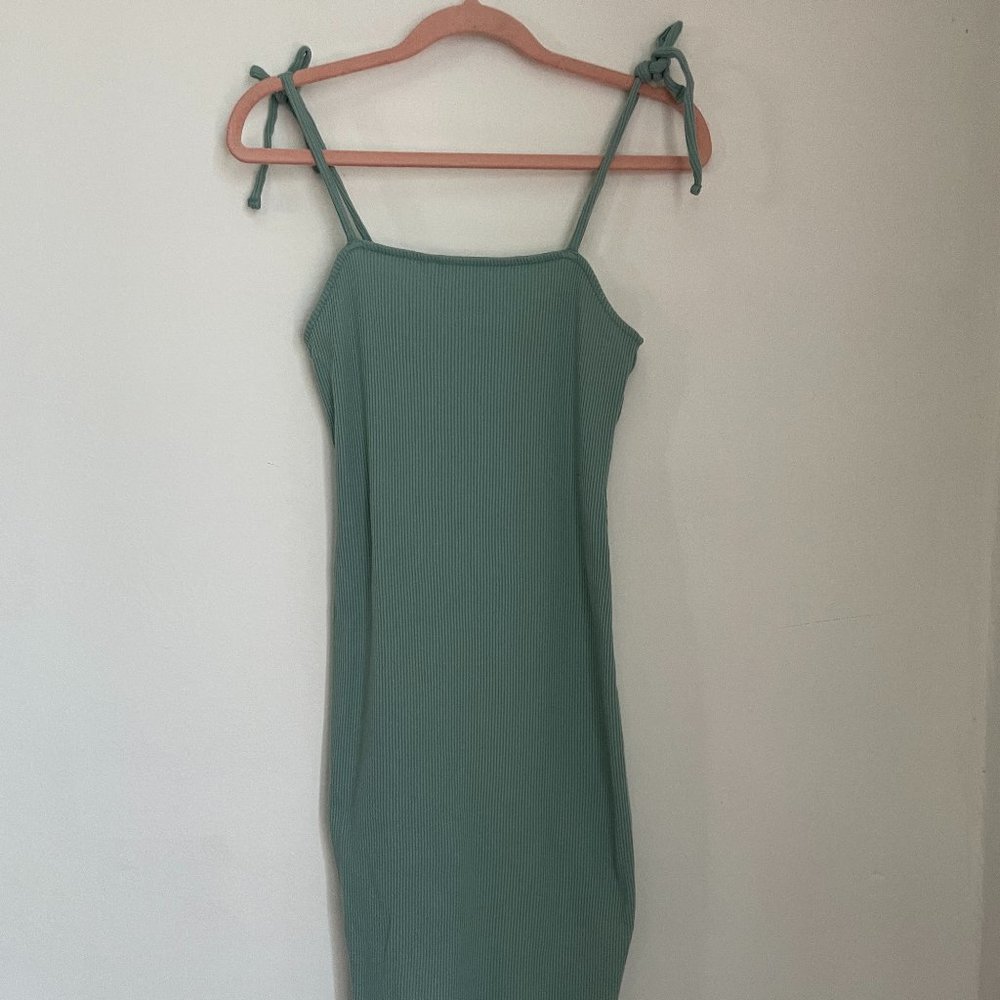 mint green fitted dress